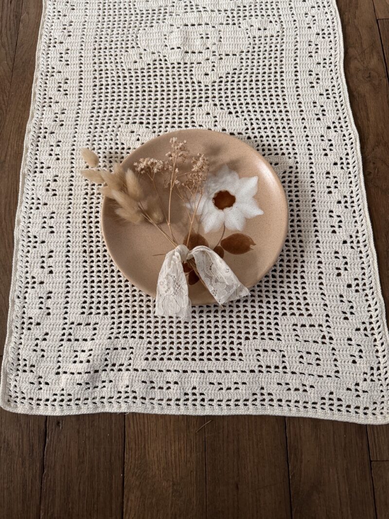 Chemin de table crochet vintage – Image 5