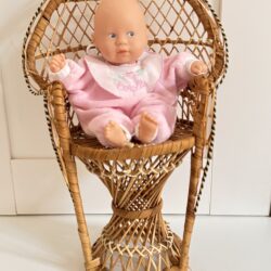 Chaise rotin poupée Emmanuelle – Image 2