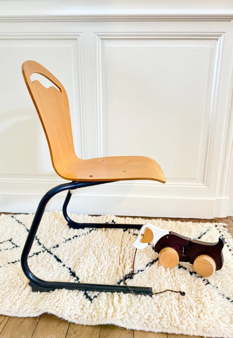 Chaise cantine enfant vintage