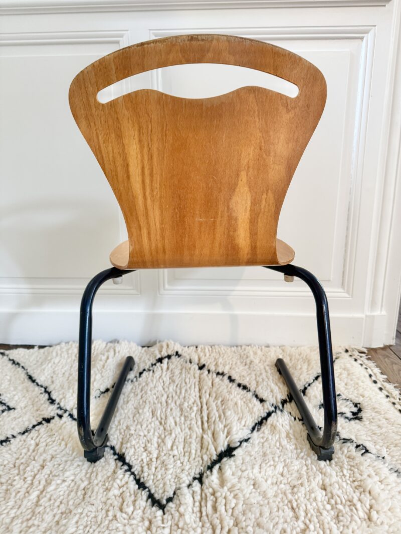 Chaise cantine enfant vintage – Image 3