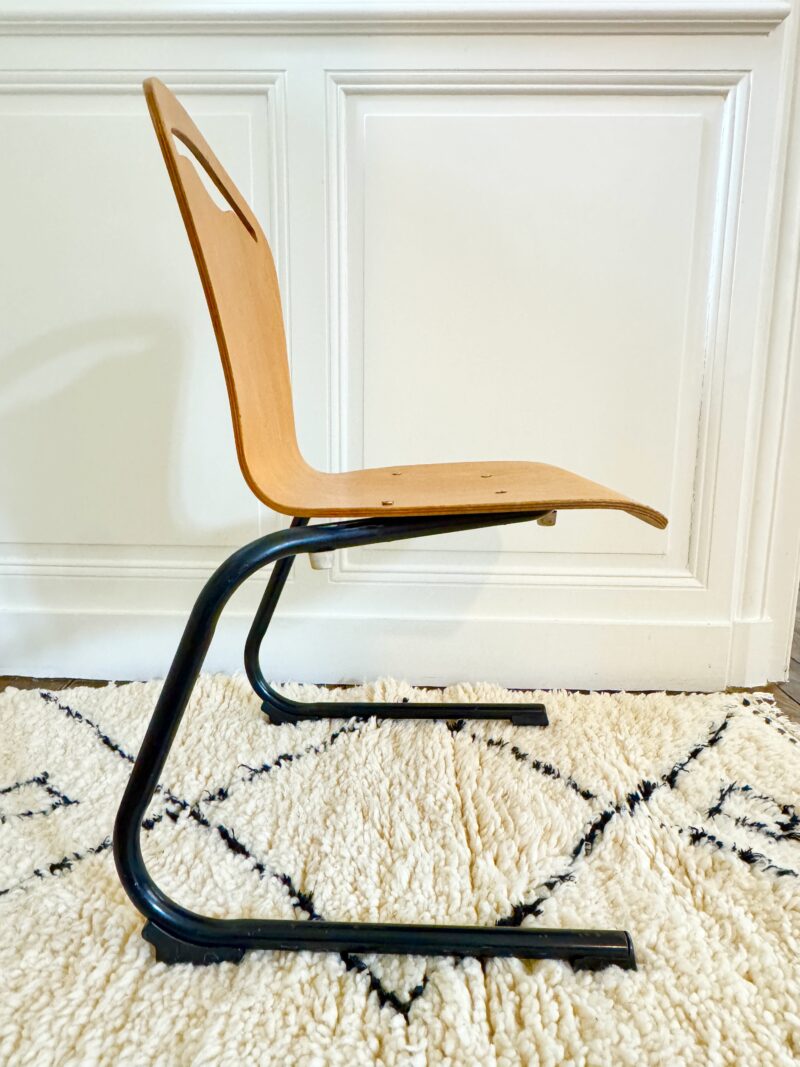 Chaise cantine enfant vintage – Image 4