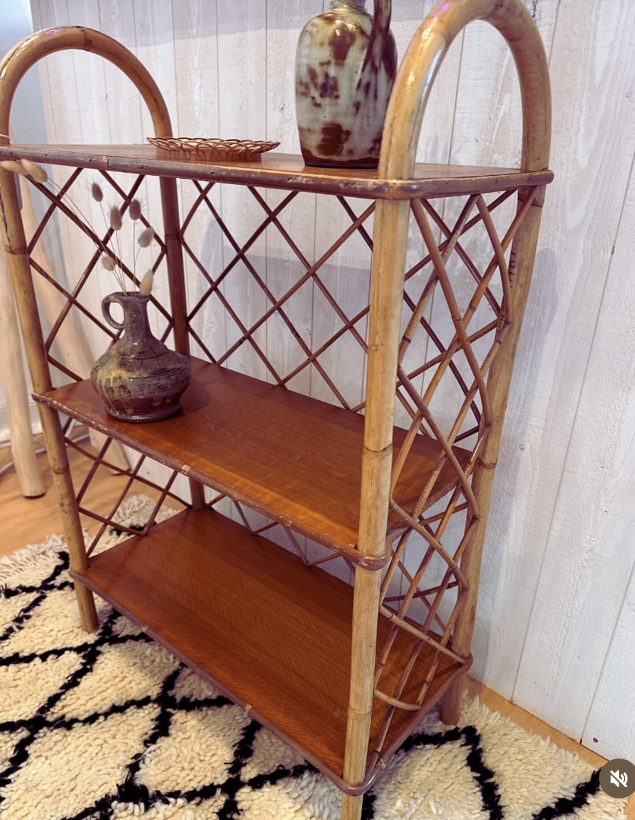 Etgère rotin Louis Sognot Vintage – Image 2