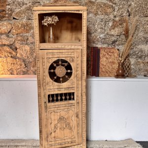 Bonnetiere meuble breton